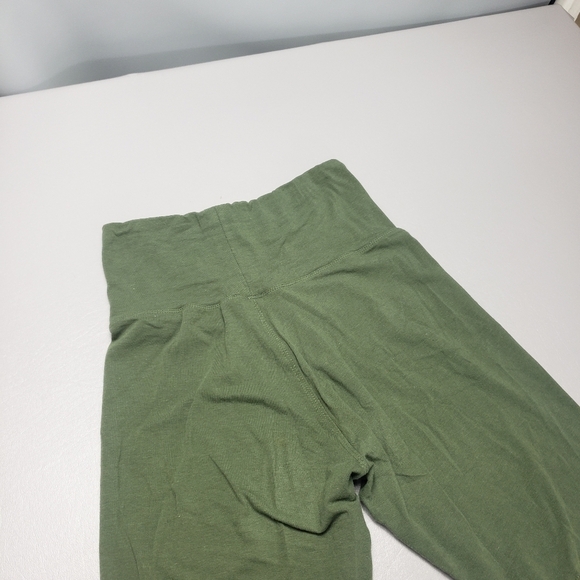 secret treasures green high rise shorts women's size XS 0-2 - Picture 4 of 9